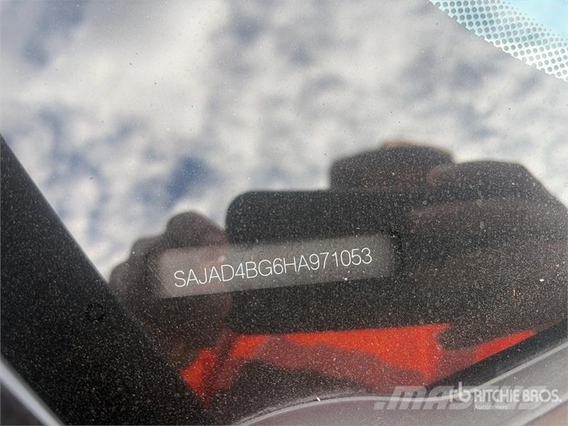 Jaguar XE Automobile سيارات