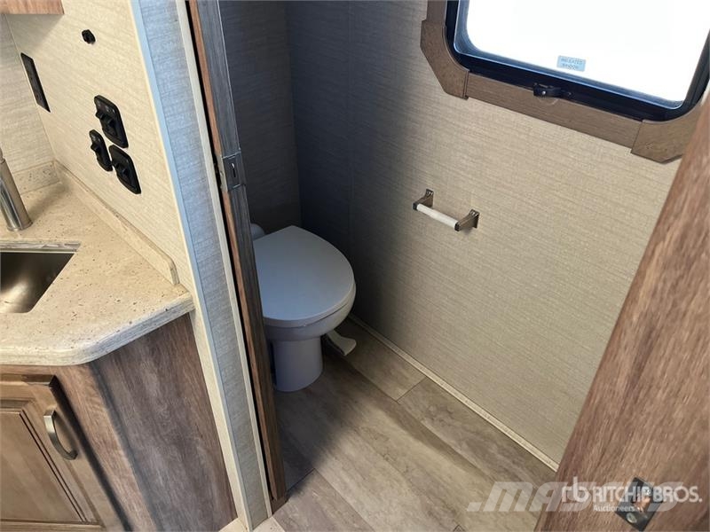 Jayco Seneca 37HJ Motor Home Avtodomi in počitniške prikolice
