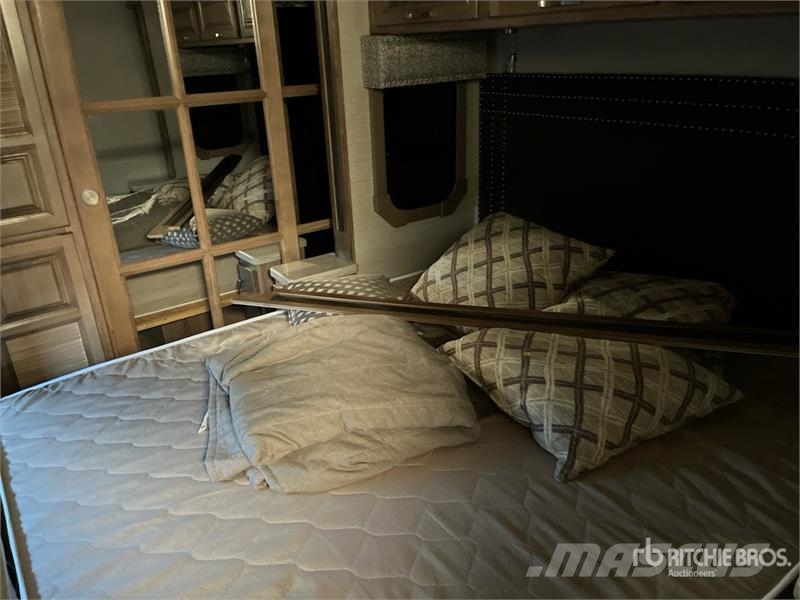 Jayco Seneca 37HJ Motor Home Avtodomi in počitniške prikolice