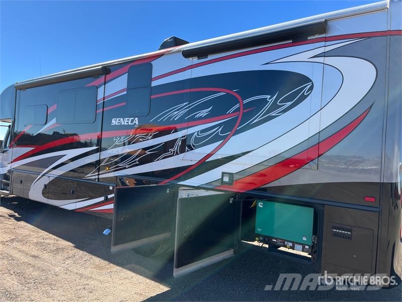 Jayco Seneca 37HJ Motor Home Avtodomi in počitniške prikolice
