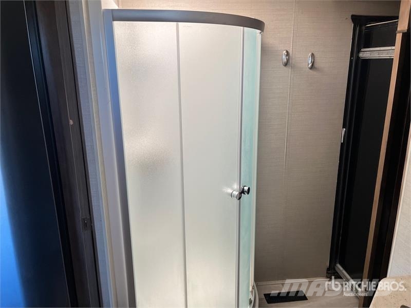 Jayco Seneca 37HJ Motor Home Avtodomi in počitniške prikolice
