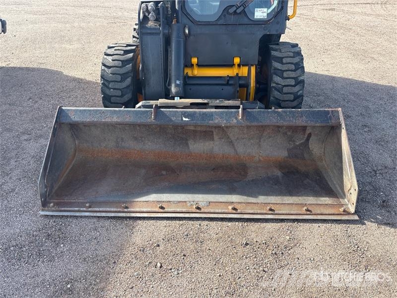 JCB 260 Skid steer loaders