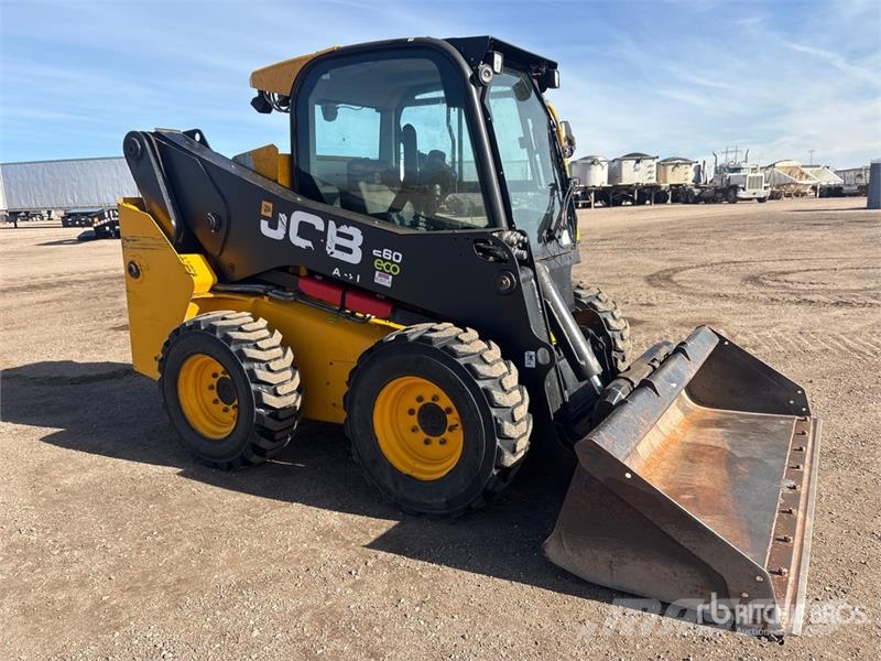 JCB 260T لوادر انزلاقية التوجيه