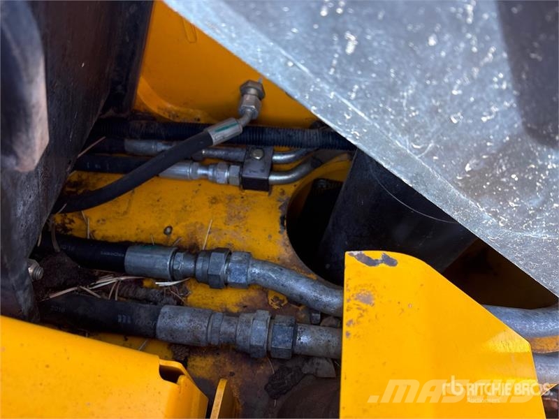 JCB 260T لوادر انزلاقية التوجيه