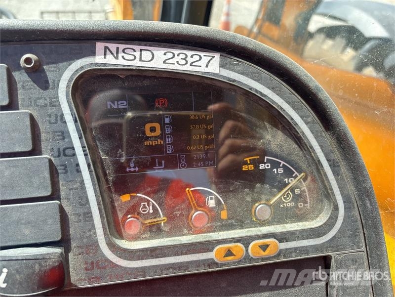 JCB 507-42 مناولات متداخلة