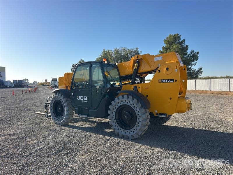JCB 507-42 텔러 핸들러