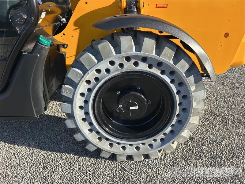 JCB 507-42 텔러 핸들러