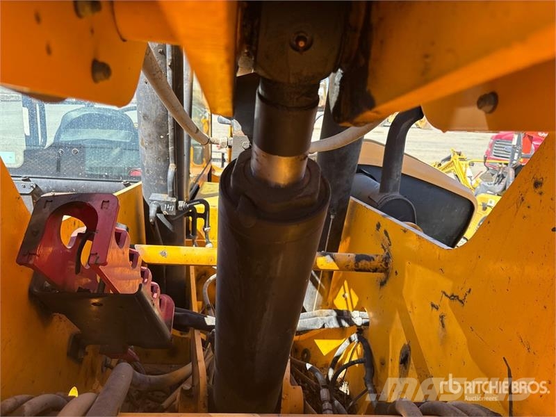 JCB 509.42 Teleskopiniai krautuvai