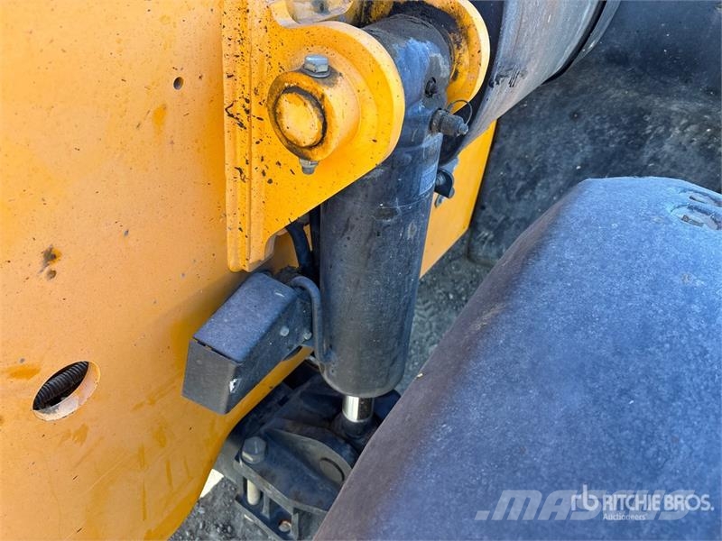 JCB 509.42 Teleskopiniai krautuvai