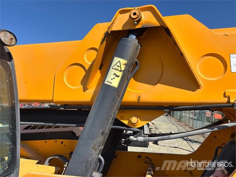 JCB 509.42 Teleskopiniai krautuvai