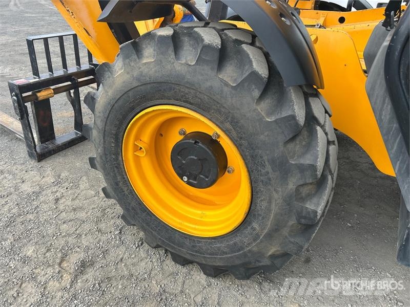 JCB 510-56 テレスコーピックハンドラー