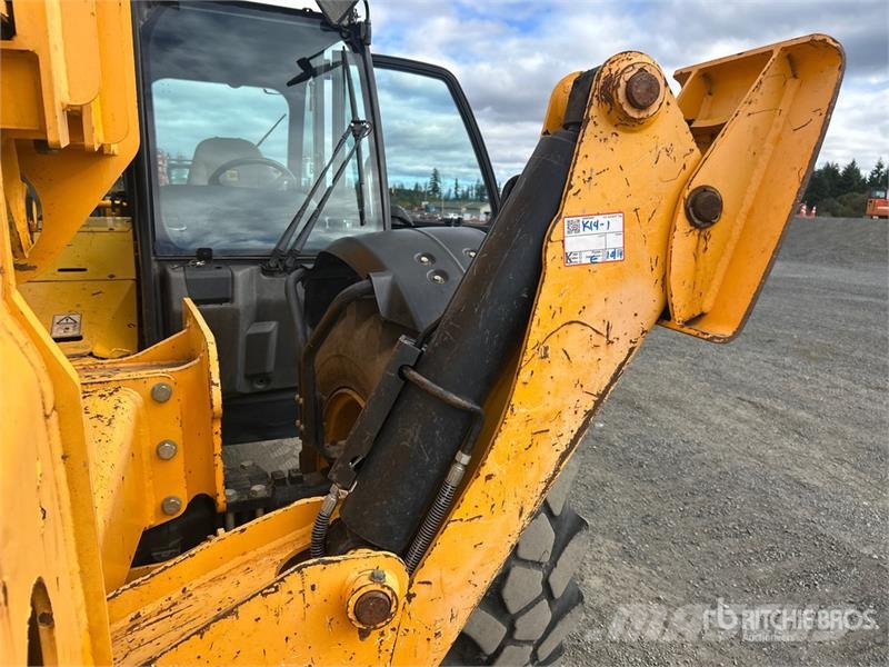 JCB 510-56 テレスコーピックハンドラー
