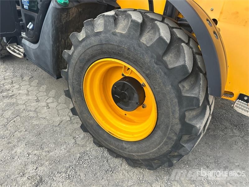 JCB 510-56 テレスコーピックハンドラー
