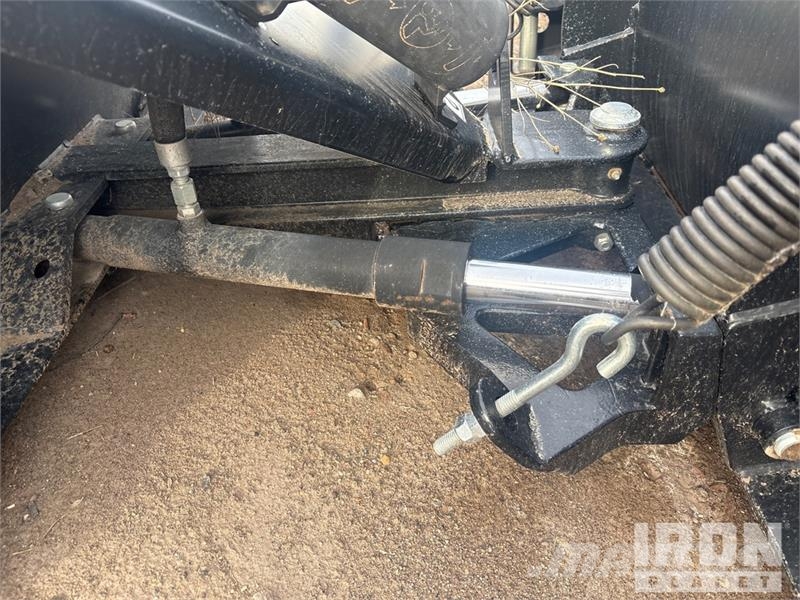 JCB SBM72 72 in Skid Steer Snow Pusher Hóeltakarítók