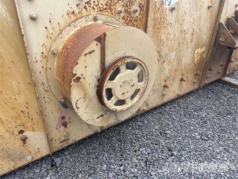 JCI 6162-32SIC Skid-Mounted Screen غرابيل