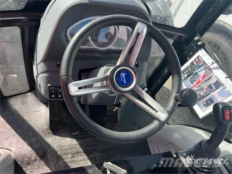  JCW JC2000 Wheel Loader (Unused) Rataslaadurid