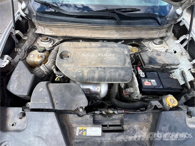 Jeep Cherokee 4WD SUV Cars