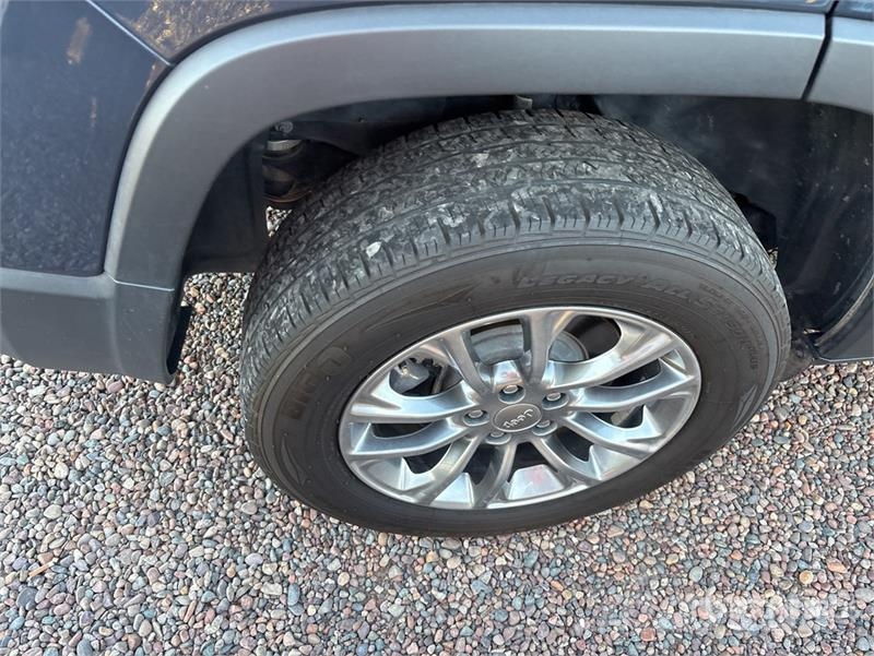 Jeep Cherokee 4WD SUV Auto