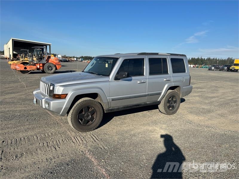 Jeep Commander 汽车