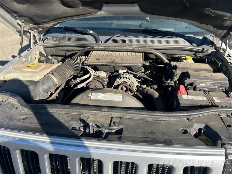 Jeep Commander 汽车