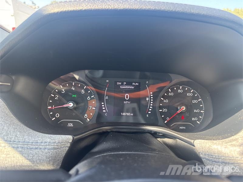 Jeep Compass Suv Latitude 2WD SUV Personbiler