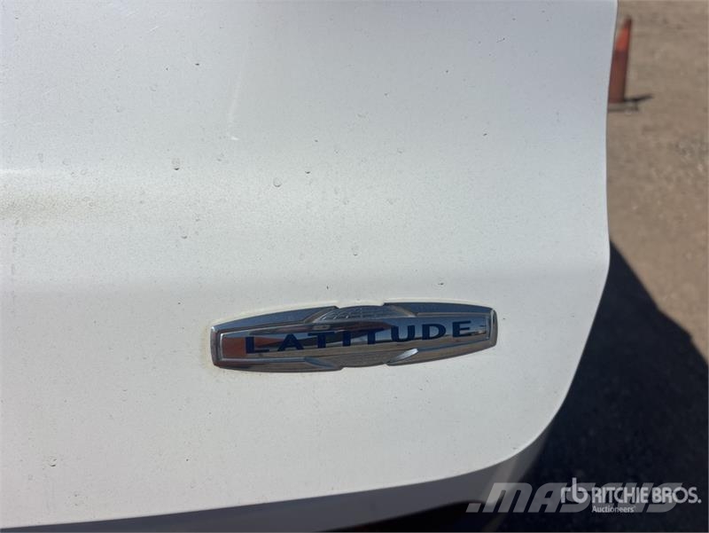 Jeep Compass Suv Latitude 2WD SUV Personbiler