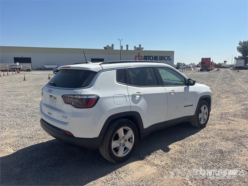 Jeep Compass Suv Latitude 2WD SUV Personbiler
