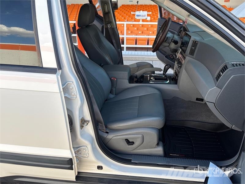 Jeep Grand Cherokee Laredo 자동차