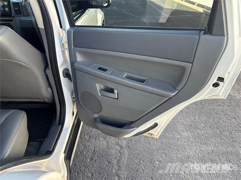 Jeep Grand Cherokee Laredo 자동차