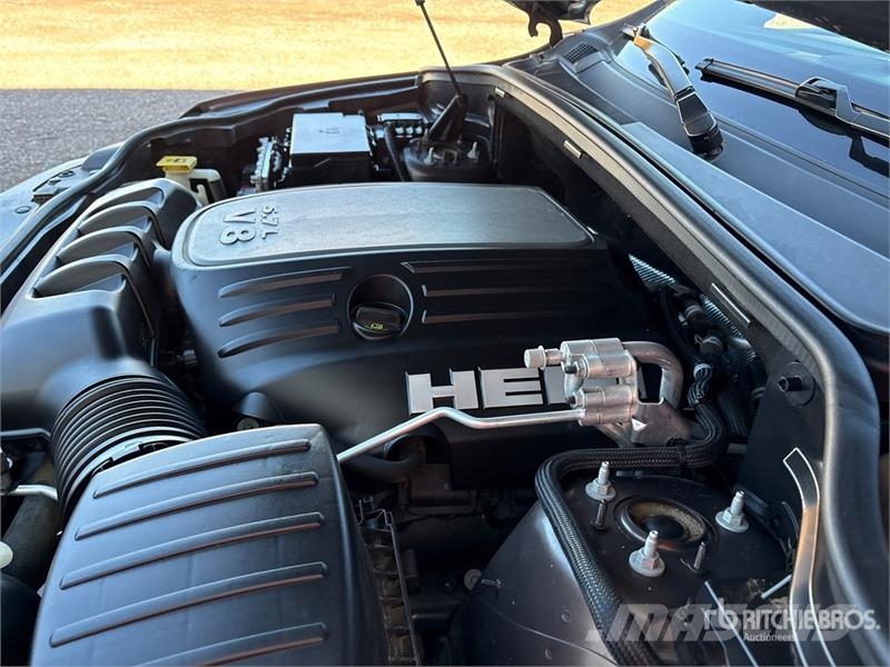 Jeep Grand Cherokee Limited 4WD SUV Avtomobili