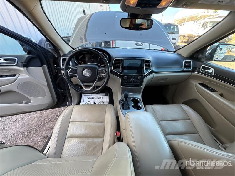 Jeep Grand Cherokee Limited 4WD SUV Avtomobili