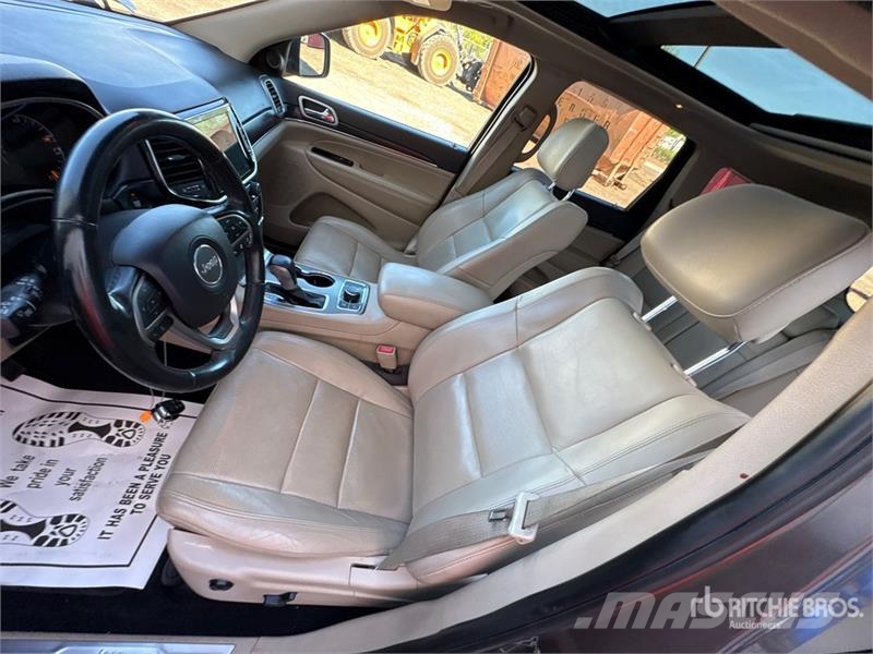 Jeep Grand Cherokee Limited 4WD SUV Avtomobili