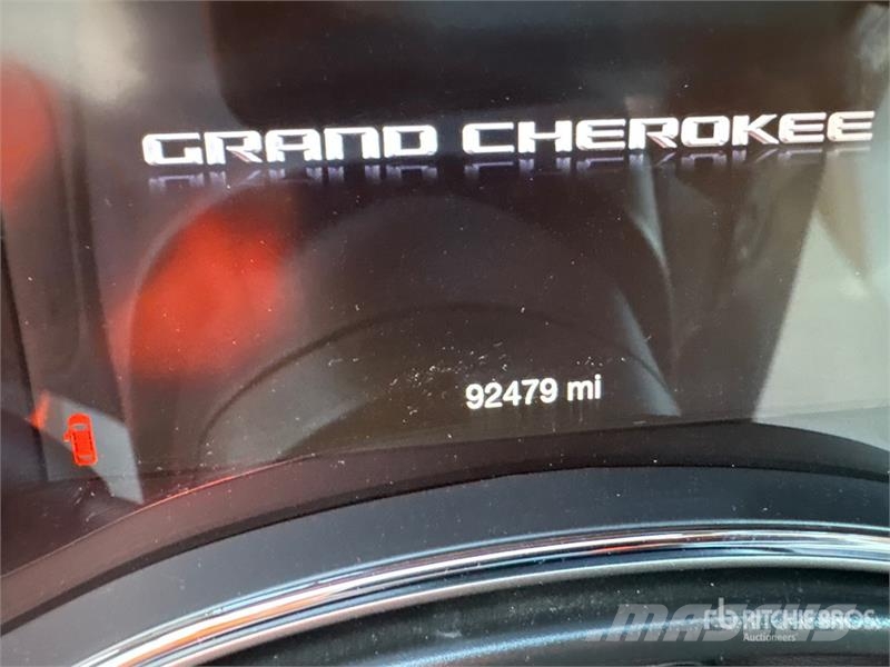 Jeep Grand Cherokee Limited 4WD SUV Avtomobili