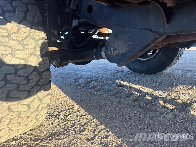 Jeep Wrangler 4WD SUV Avtomobili
