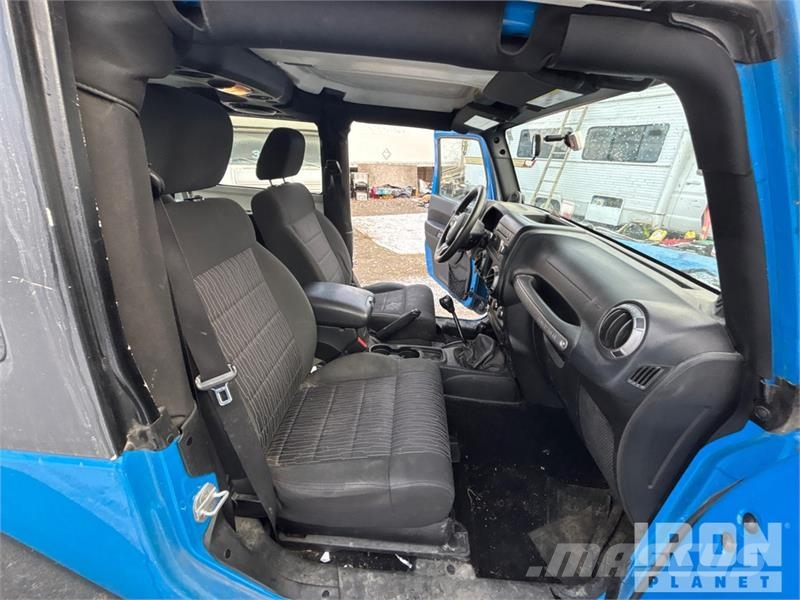 Jeep Wrangler Sport Automašīnas