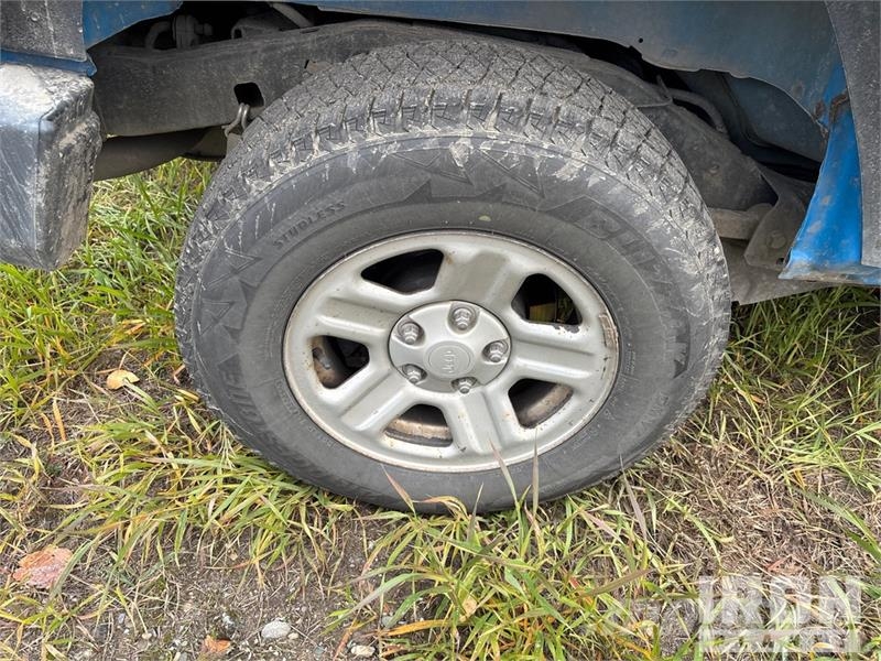 Jeep Wrangler Sport Automašīnas