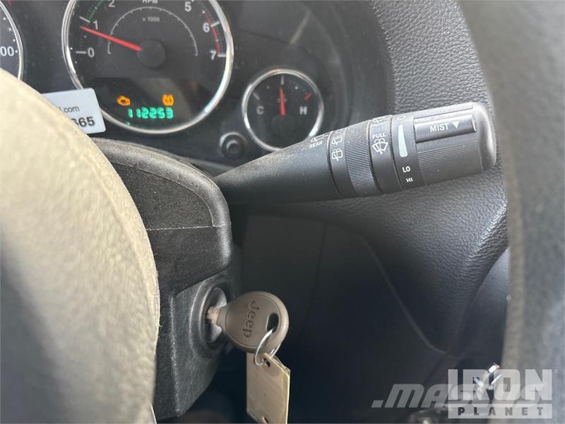 Jeep Wrangler Sport Automašīnas