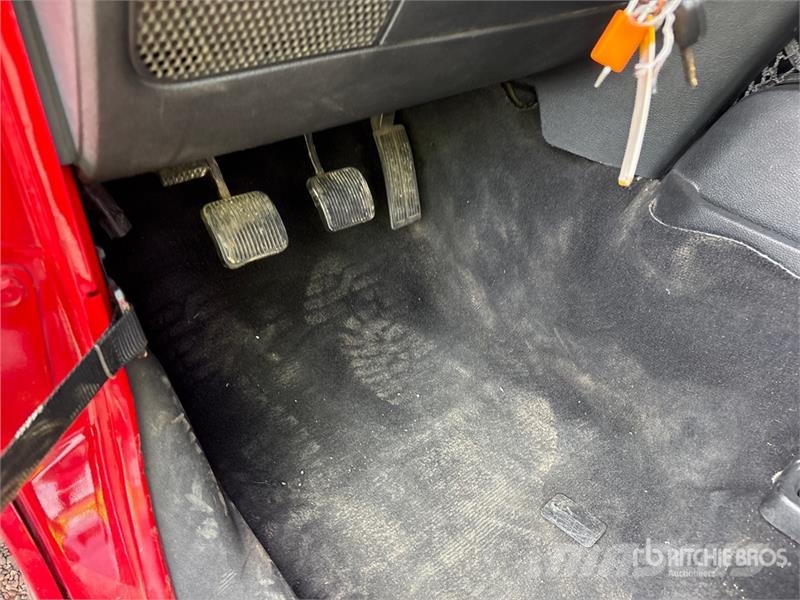 Jeep Wrangler Sport Carros