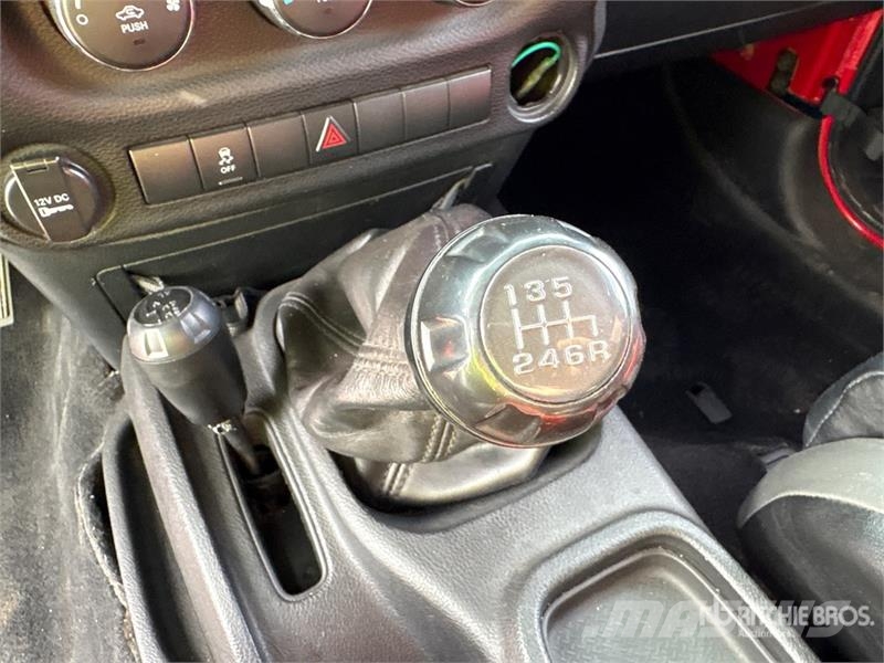 Jeep Wrangler Sport Carros