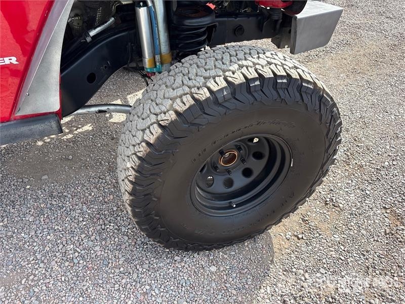 Jeep Wrangler Sport Carros