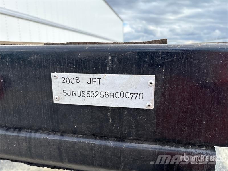 Jet Company 52 ft T/A Step Deck Trailer Low loaders