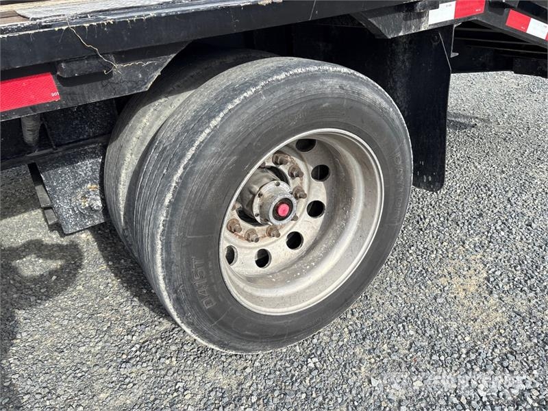 Jet Company 52 ft T/A Step Deck Trailer Low loaders