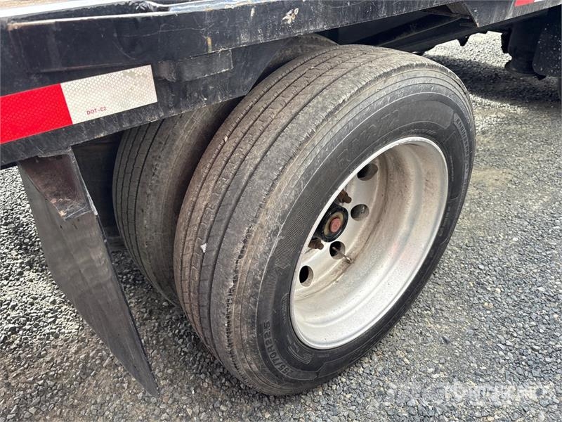 Jet Company 52 ft T/A Step Deck Trailer Low loaders