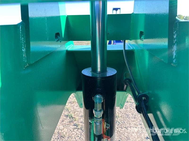JF Fifth Wheel Wrecker Attachment (Unused) Коммерческий транспорт - Другие