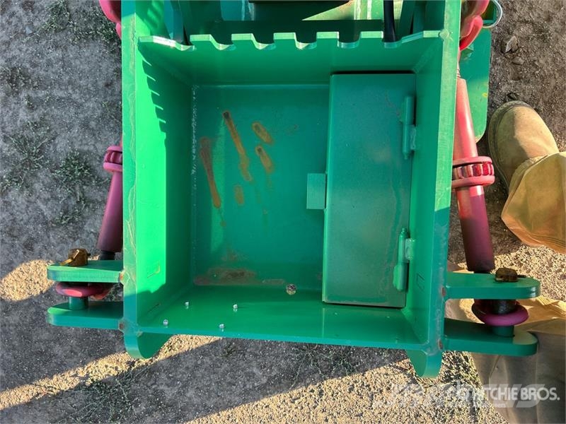 JF Hydraulic Fifth Wheel Wrecker Attachment Transport – ostalo