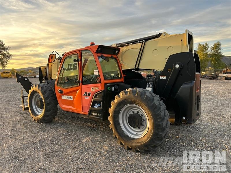 JLG 1055 مناولات متداخلة