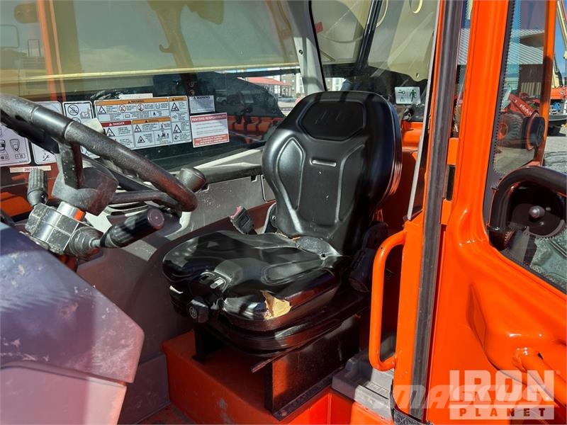 JLG 1055 Teleszkópos rakodók
