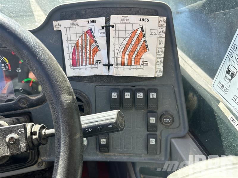 JLG 1055 Teleszkópos rakodók