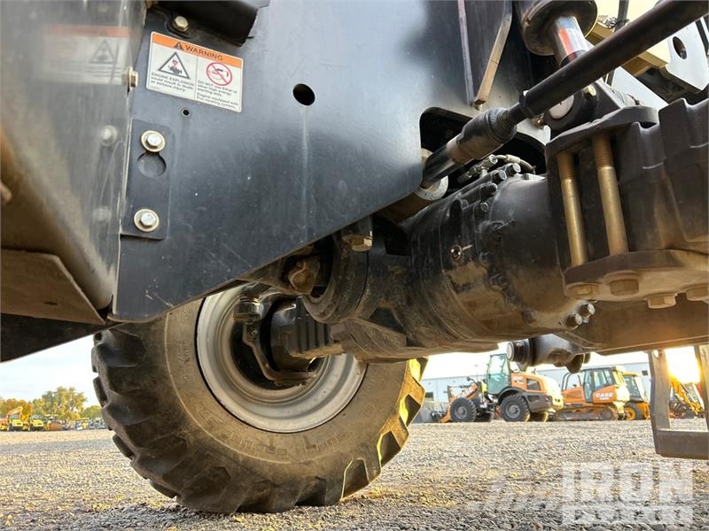 JLG 1055 مناولات متداخلة