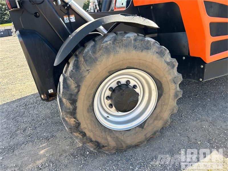 JLG 1055 Teleszkópos rakodók